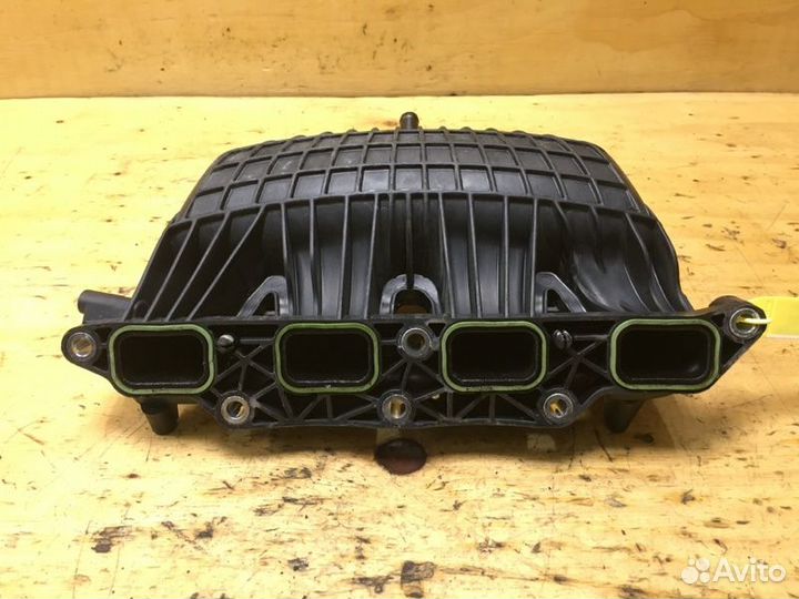 Коллектор впускной volkswagen golf 5