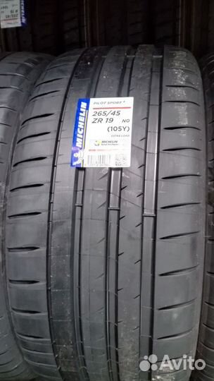 Michelin Pilot Sport 4 265/45 R19 105Y