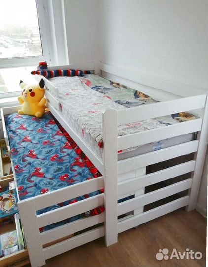 Кровать из бука выдвижная для двоих детей
