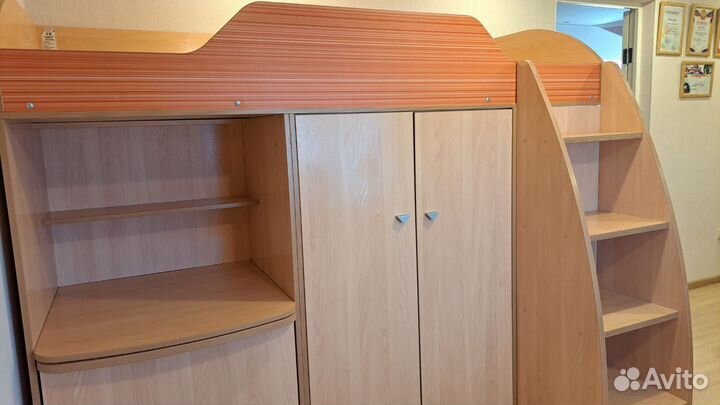 Детский гарнитур кровать-чердак 