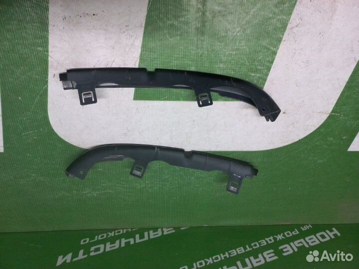 Ресничка передняя Лада 2115