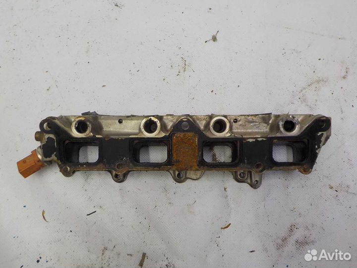 Коллектор впускной volkswagen jetta 6