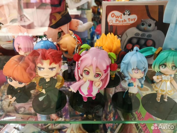 Аниме фигурки, значки, брелки,игрушки