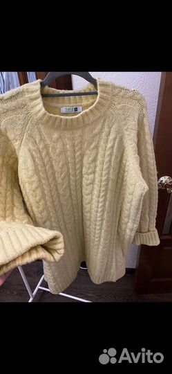 Свитер