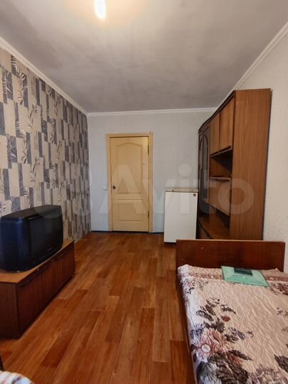 Комната 11 м² в 6-к., 5/5 эт.