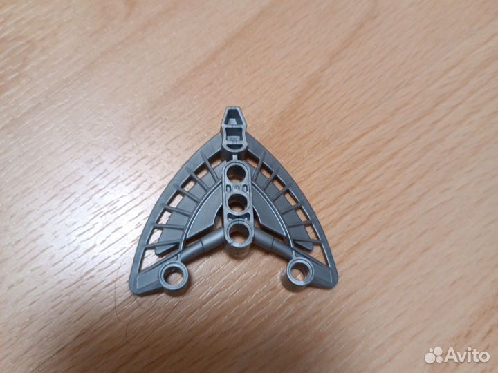 Маска и оружие бионикл