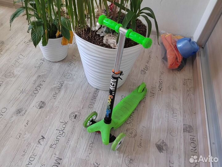 Самокат детский scooter
