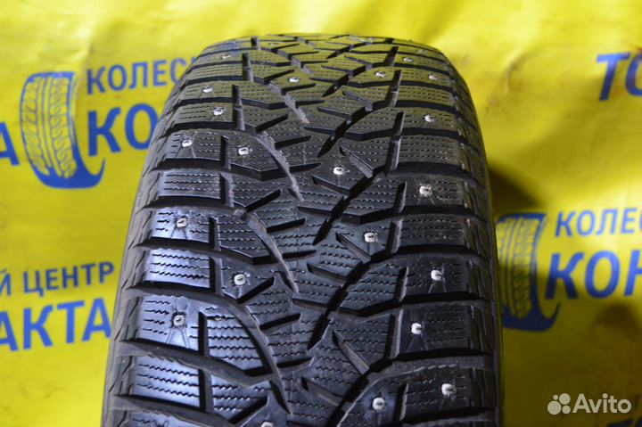 Bridgestone Blizzak Spike-02 235/55 R19