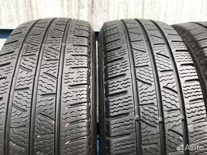 Pirelli Carrier 215/75 R16
