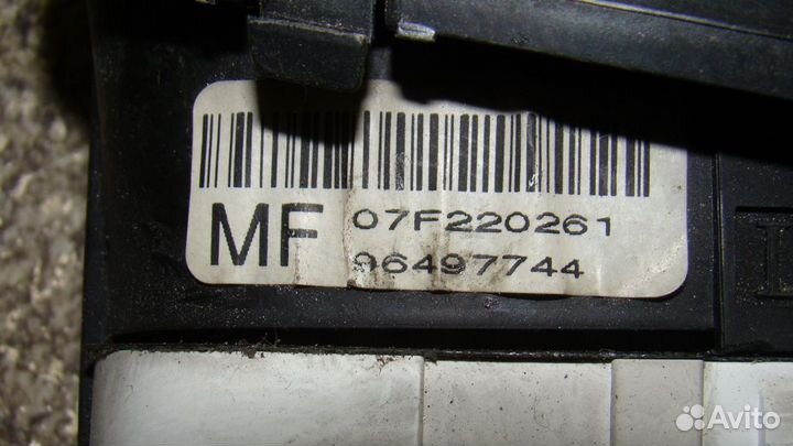 Дисплей информационный Chevrolet Spark 2