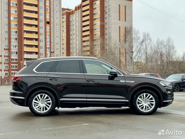 Volkswagen Touareg 3.0 AT, 2019, 277 000 км