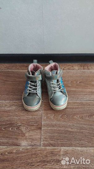 Ботинки для девочки