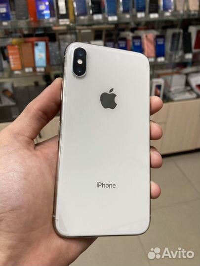 iPhone X