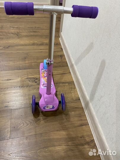 Самокат детский трехколесный