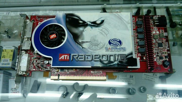 Ретро игровые видеокарты в ассортименте