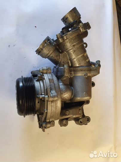 Водяной насос OM656