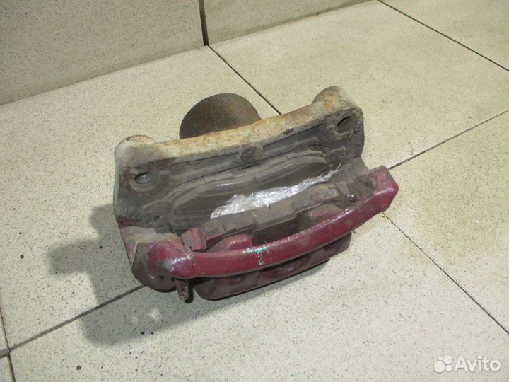 Суппорт передний левый Nissan Juke (F15)