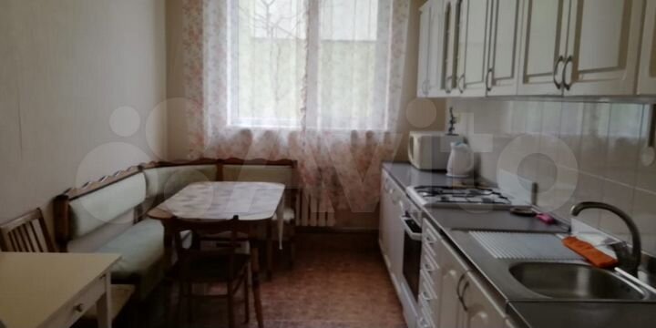 Комната 23 м² в 4-к., 1/1 эт.