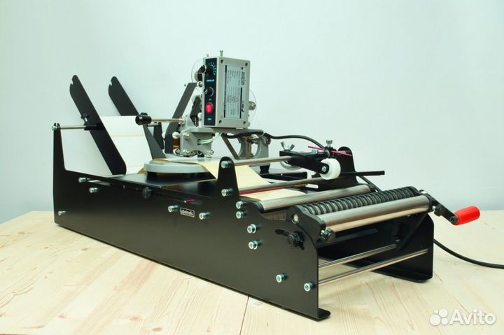 Этикетировщик с датером Labelmatic-PRO