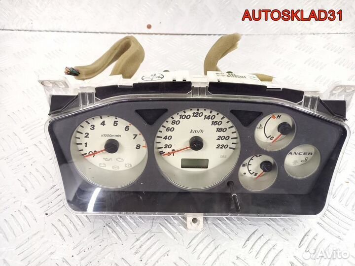 Панель приборов Митсубиси Лансер 9 MN151543