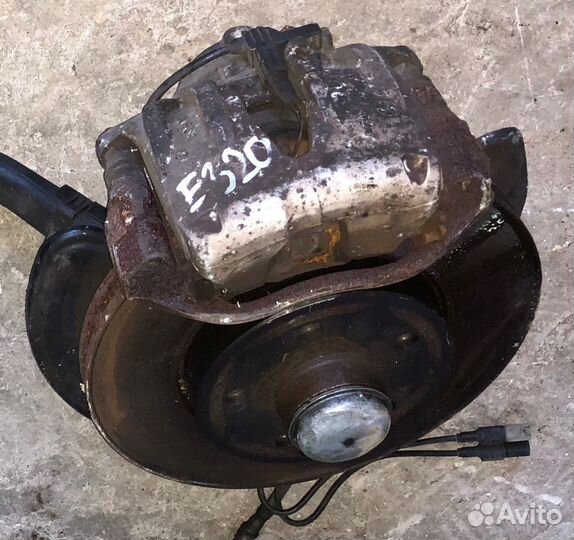 Диск тормозной передний Mercedes-Benz W211