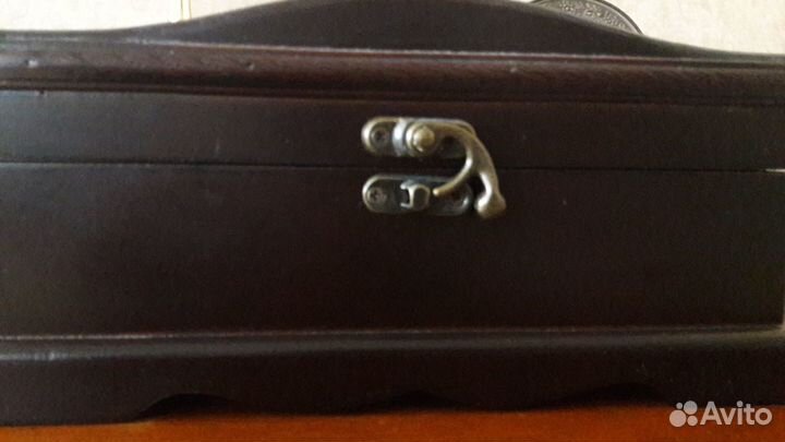 Шкатулка бытовая