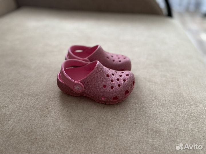 Сандали crocs c7