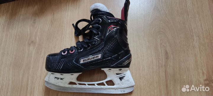 Коньки хоккейные bauer 1x
