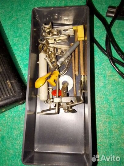 Швейная машинка Чайка 134