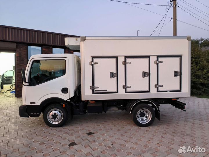 Nissan Cabstar 3.0 МТ, 2014, 220 000 км