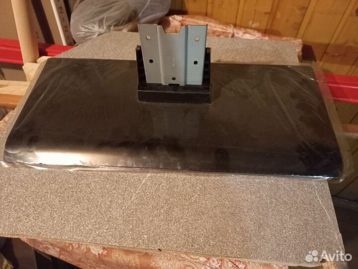 Подставка под телевизор