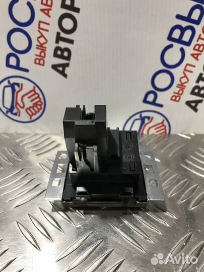 Часы Volkswagen Passat CC