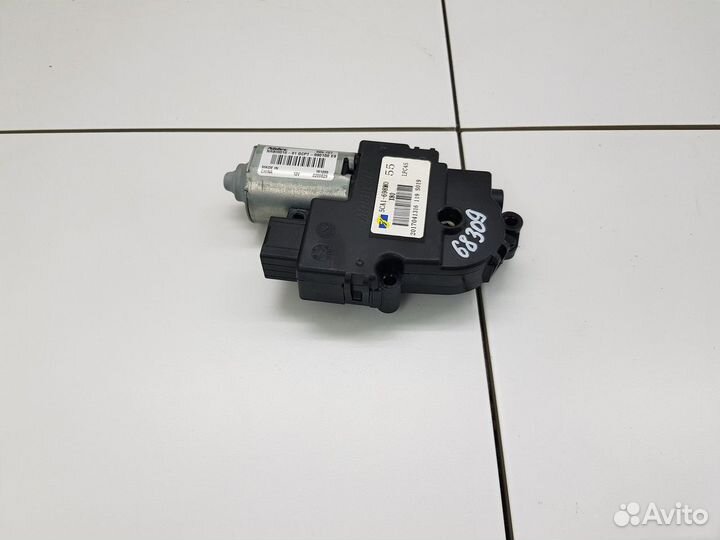 Моторчик люка (Faw Besturn X80)