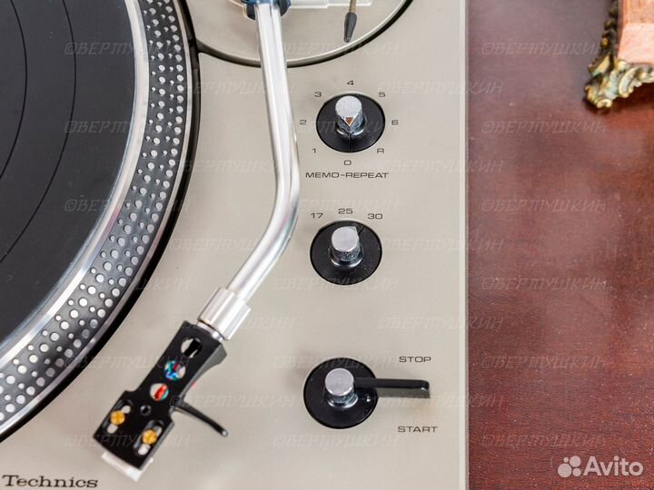 Technics SL-1600 виниловый проигрыватель