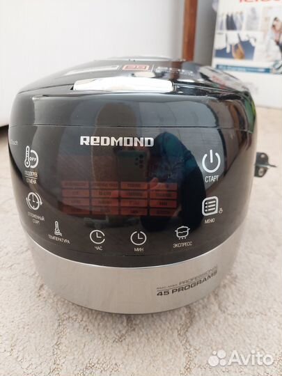 Мультиварка Redmond rmc-m90