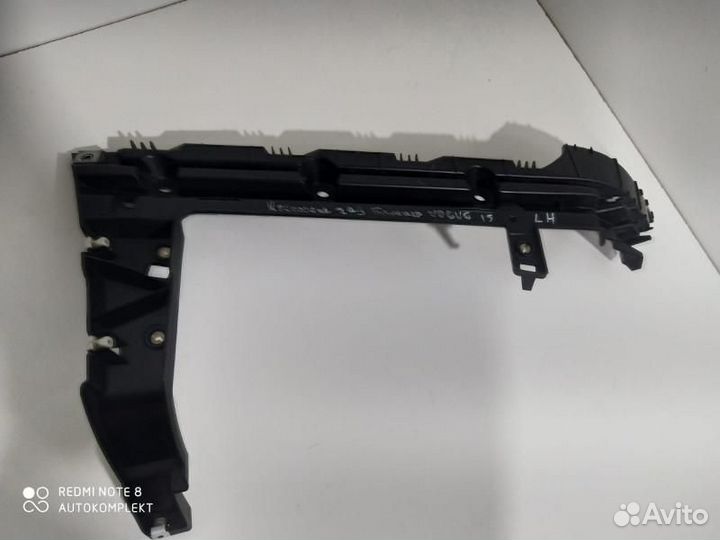 Кронштейн крепления бампера левый Land Rover 4