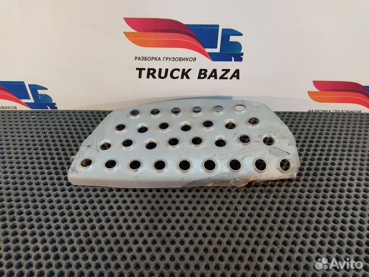 81615105187 Площадка подножки