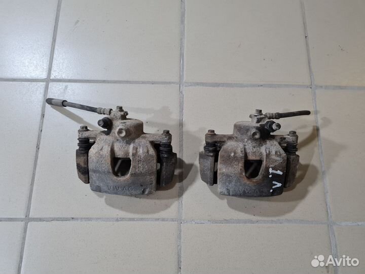 Суппорт передний Volkswagen Polo 5