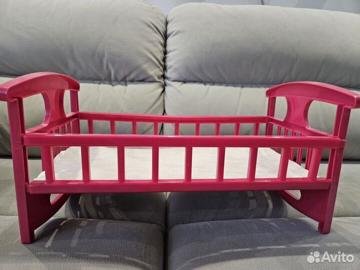 Кроватка для кукол