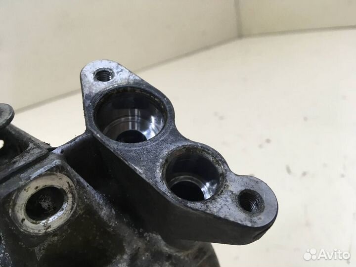 Компрессор системы кондиционирования Renault Duster