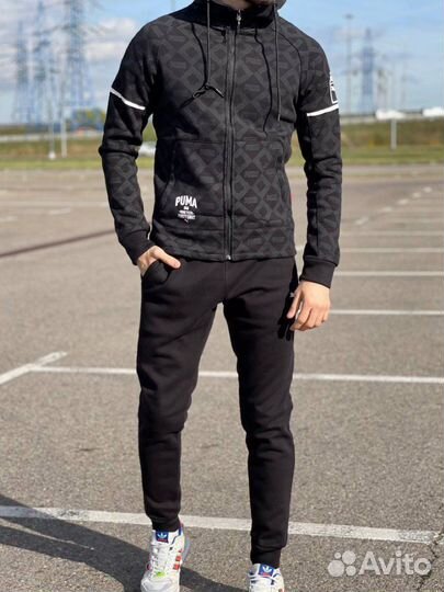 Мужской спортивный костюм черный
