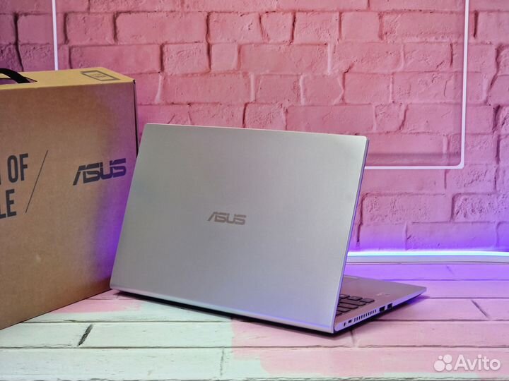 Ноутбук Asus i7 16гб SSD 512гб MX330 FullHD