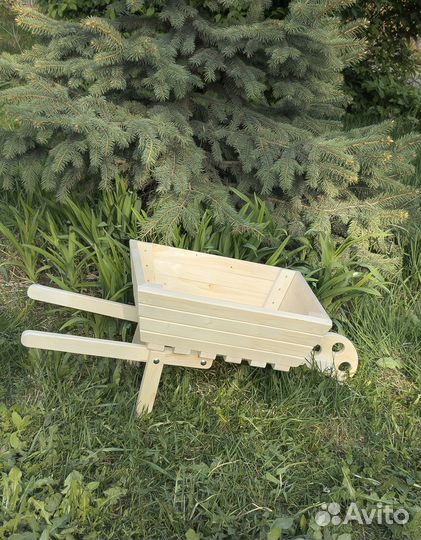 Декоративная телега