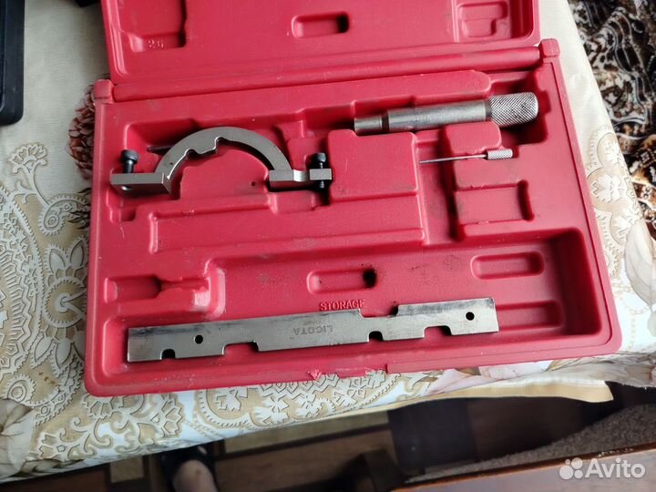 Для установки датчика угла распредвала