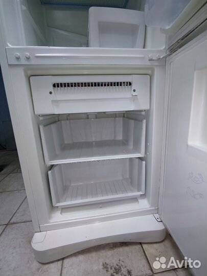 Холодильник Индэзит