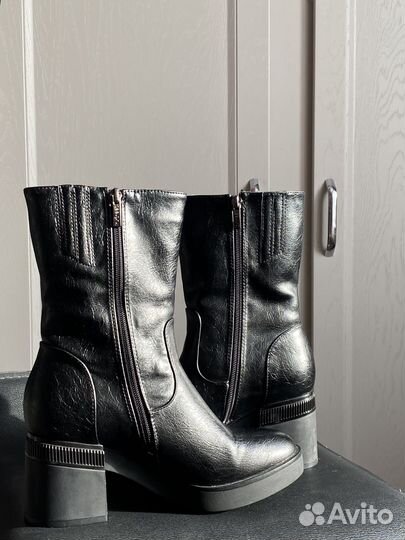 Сапоги женские