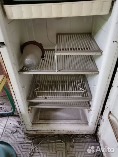 Холодильник ЗИЛ