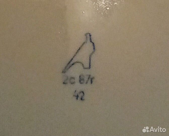 Тарелки белые с золотой каймой, 87-88 годов