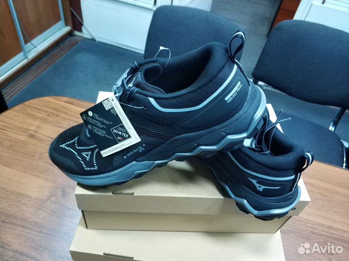 Кроссовки Mizuno Ibuki 4 Black GTX мембрана