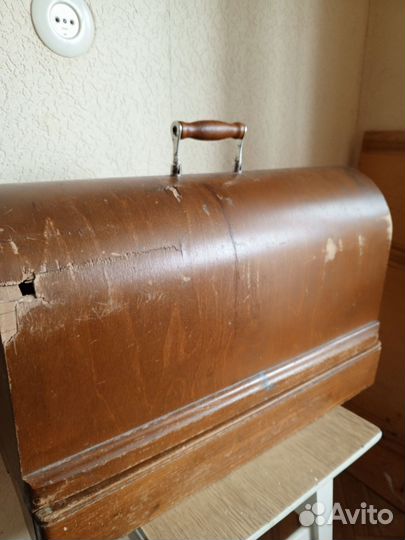 Швейная машина Подольск -Стулья Венские